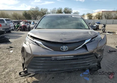 2023 Toyota Sienna Le из США, поврежденный, VIN 5TDKRKEC8PS156095